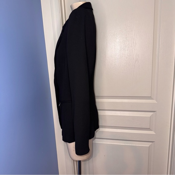White House Black Market Classic Black Blazer size 8 - Picture 5 of 10